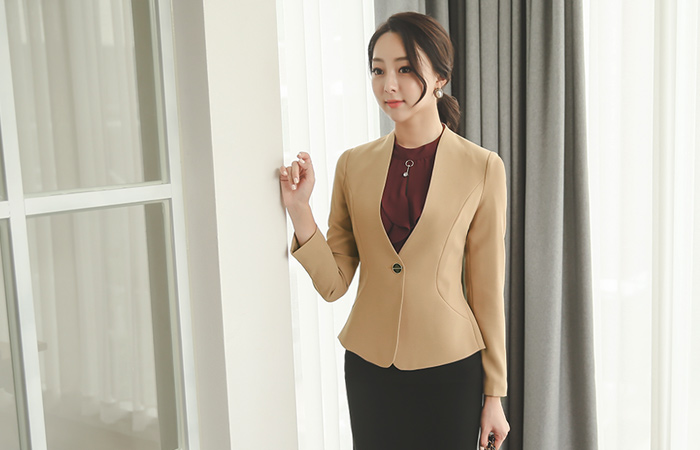 Rounding incision Backpack Plum Jacket