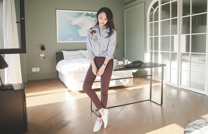 Attractive Color Wide Banding Skinny