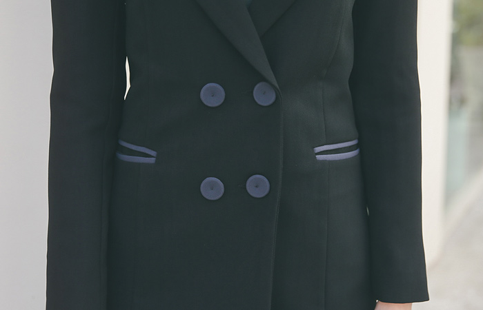 Button color Double Tailored Jacket