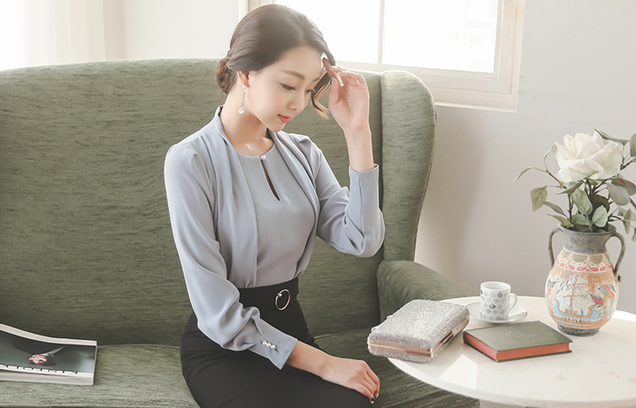 Tear Drop Drape Shawl Blouse