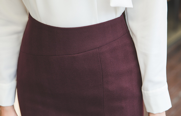 Cavalier Will Slit Skirt