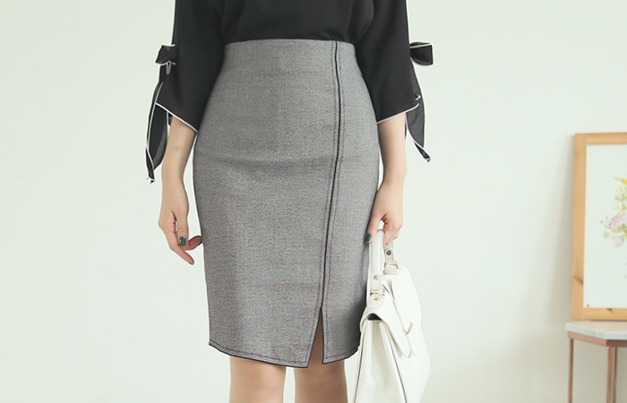 Skirt slits stitch bias