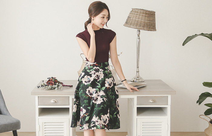 Flange Floral Flare Skirt