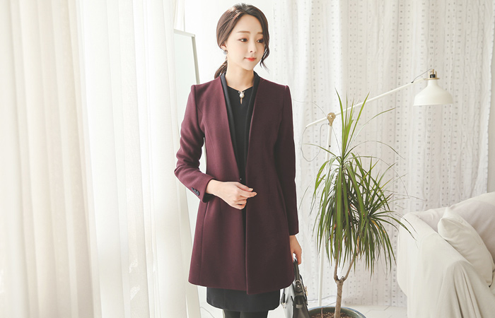 Modern color combination Wool half coat