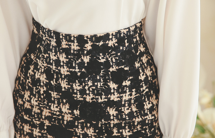 Velvet Touch Black Rose Skirt