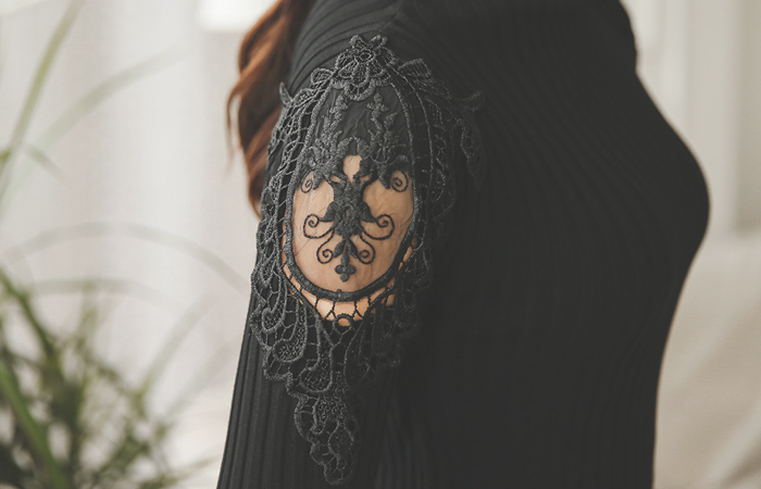 See-through look Race Paula Knit