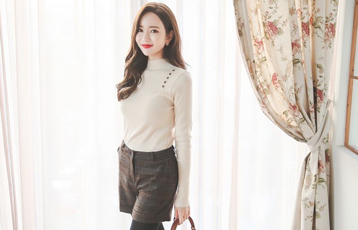 Shoulder Button Bangle Wool knit