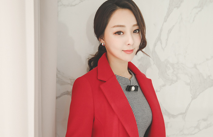 minimal retail coloration incision Coat