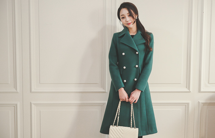 Lady double pearl Aline wool coat