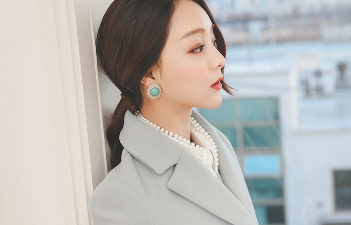 Pearl button double Flare wool coat