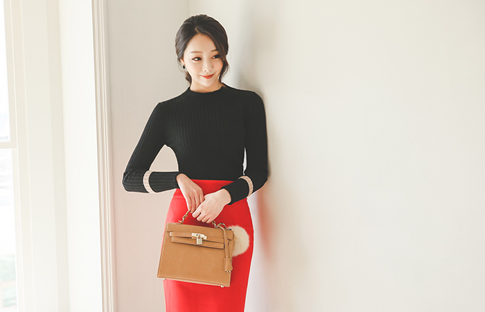 Rollup cuffs color combinations Half Neck Knit