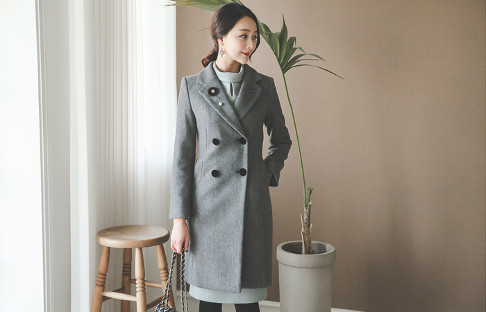 Mink brooch velvet button double wool coat
