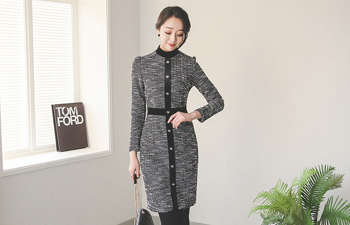 Antique Button with Velvet Line Tweed Dress