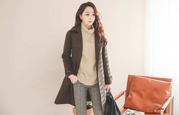 Edge Cutting Wool Trench Coat