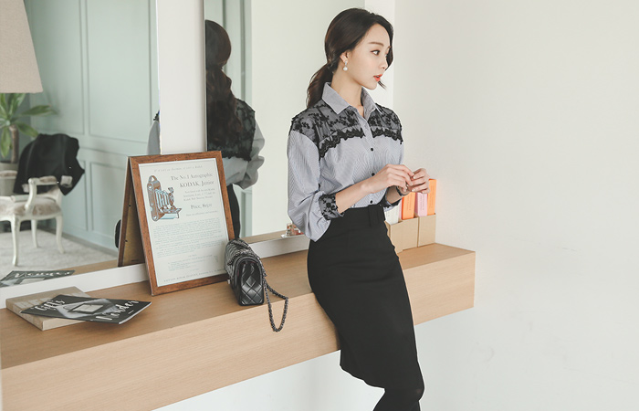 Wide Belt napping Slit Skirt