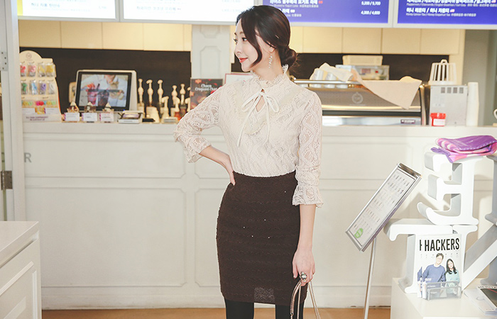 Ribbon Tie Rabbit Fur Race Blouse