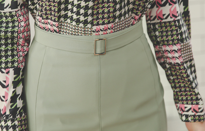 Stitch incision square belt Skirt