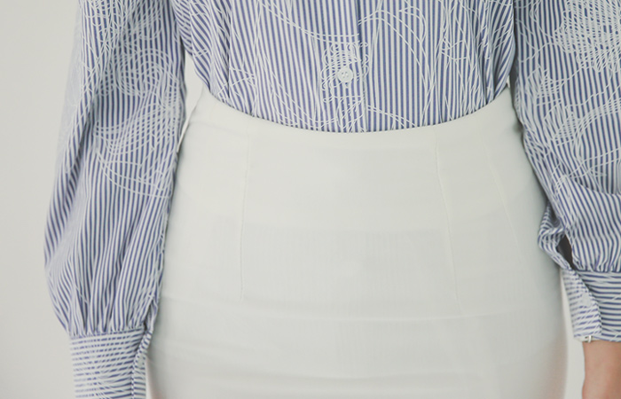 simple high waist skirt