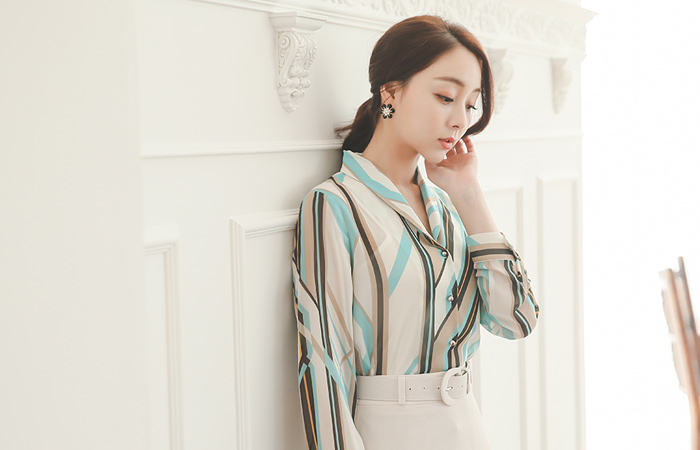 Oblique Shawl Blouse