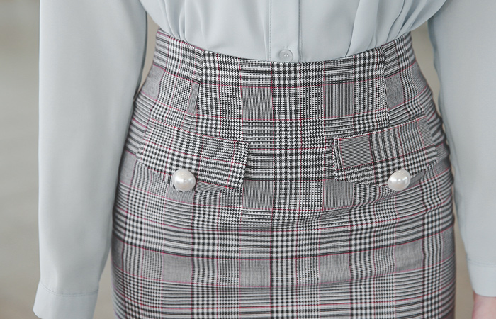 pearl pocket Check Skirt