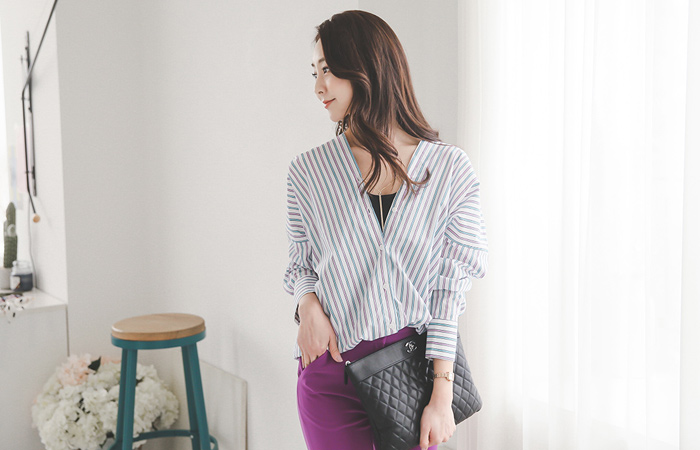 Color Stripe Sheep V Shirt