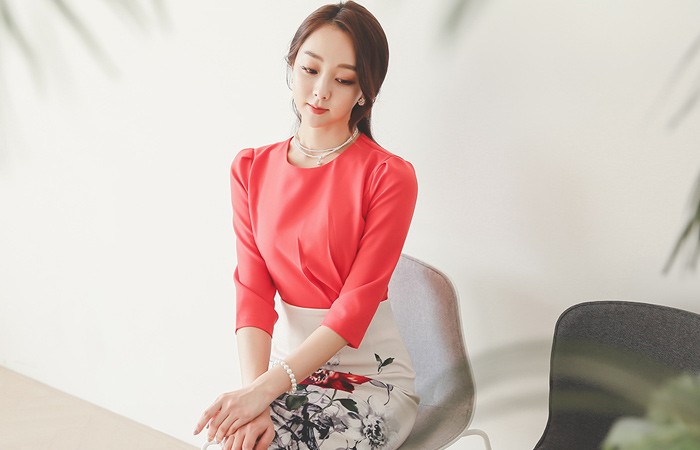 Vivid Finch Shearing Pepper Blouse