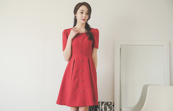 Square Neck Button Line Flare Dress