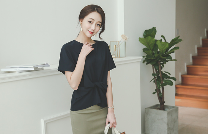 Loose twist coating Blouse