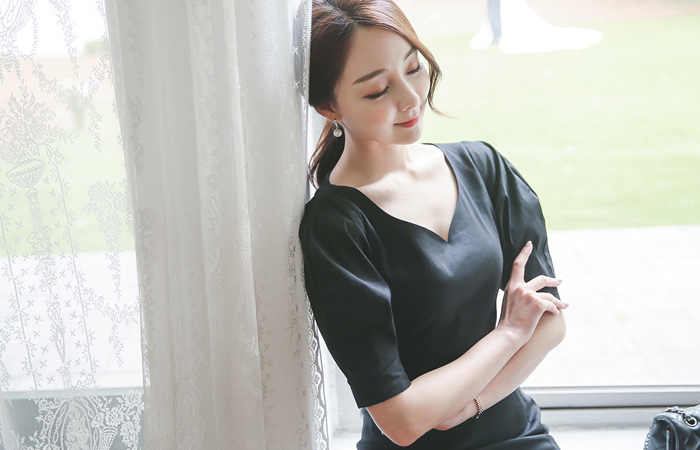 Lady Heart Neck Linen Dress