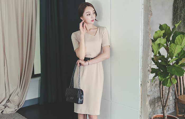 Belt Dress Cutting Square Neck