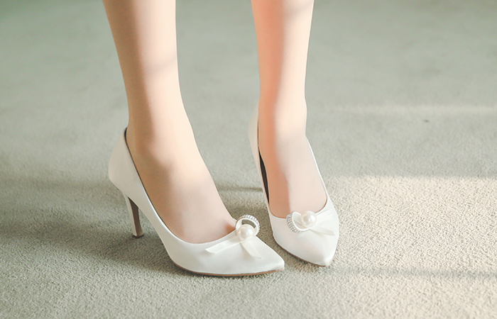 [Models wear33 car] cubic pearl Satin Pumps heel