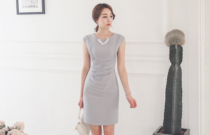 Elegance Wrinkle drape One Piece