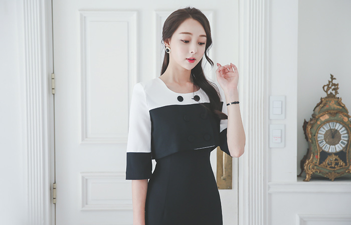 Coco color combination button short jacket