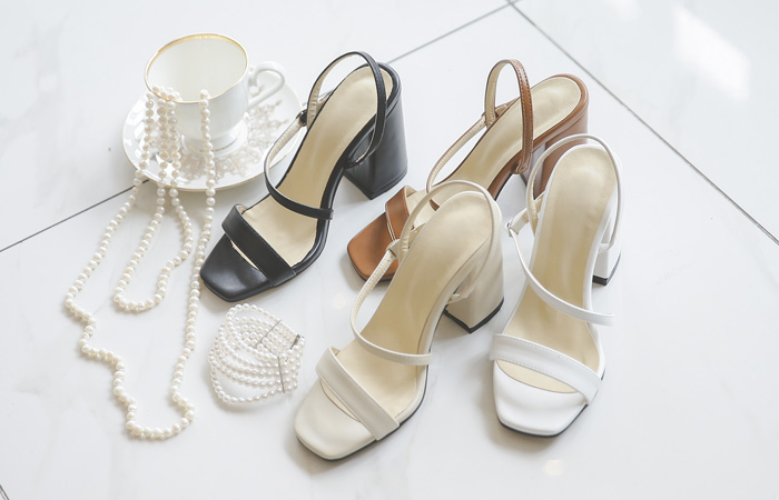 Oblique Strap Block Hill