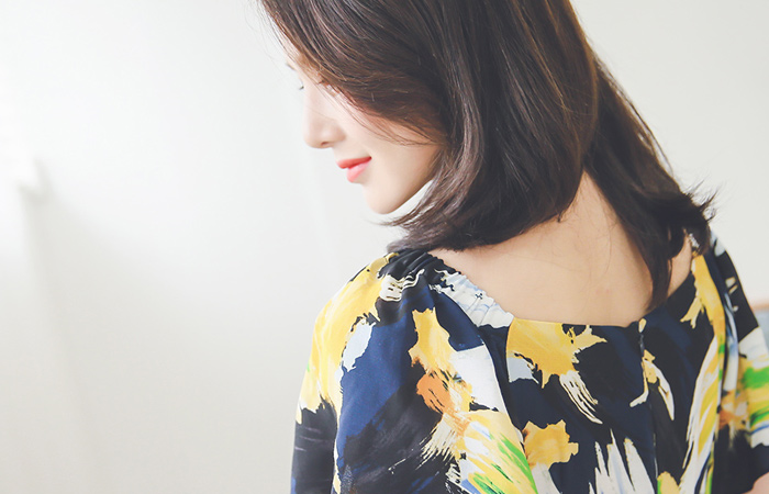 This Asquare Neck Flare Long one piece