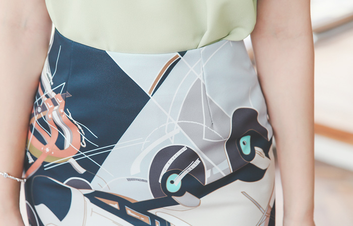 Luxury light High Skirt