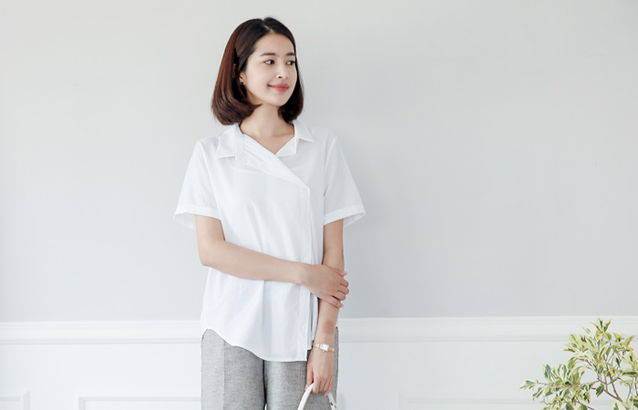 Folded Black Side Button Shirt