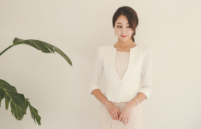 Dot lace peplum short jacket