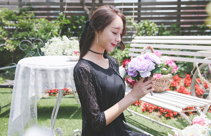 Romantic Rink Cardigan