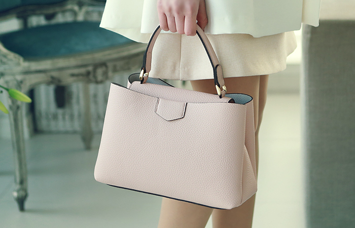 [Models wear34] Jackie Square small tote