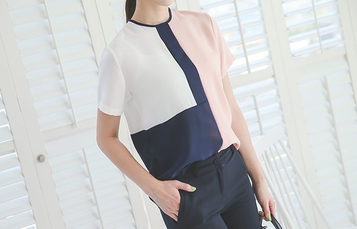 Modern color combination Round Blouse