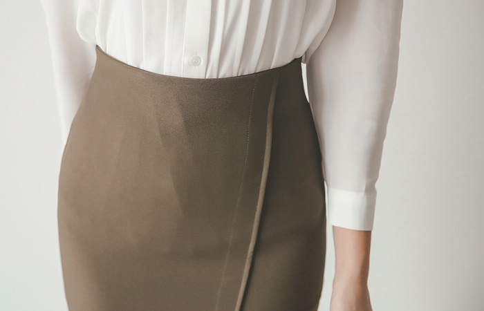 Simple Diagonal Skirt (fall)