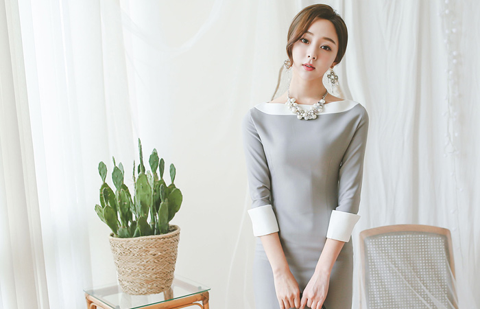 minimal color combination Slim Midi Piece II