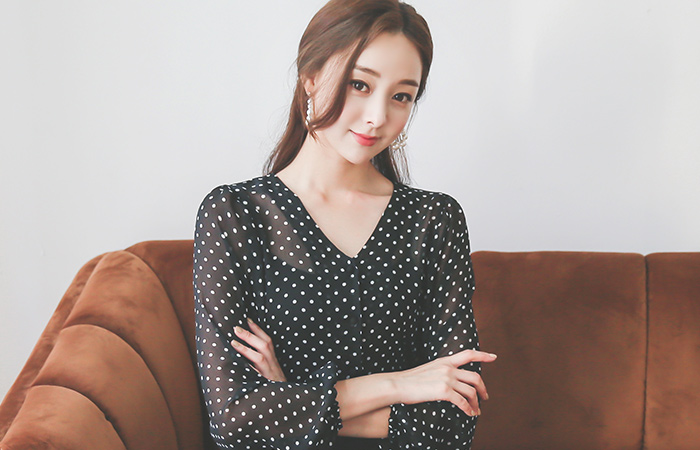 Trendy Chiffon Puff Blouse