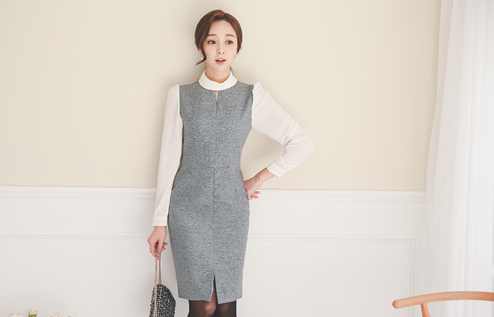 Maria v-top roll neck dress