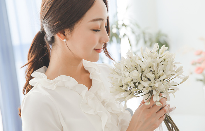 Isabella Romance Frilly Blouse