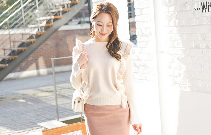 lovely side ruffle viscose knit