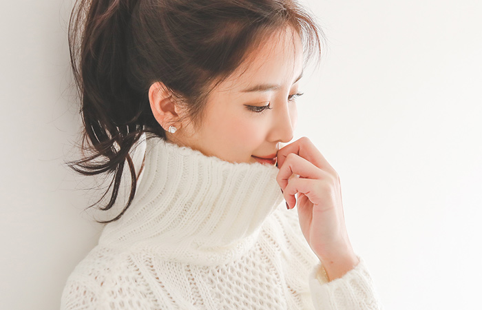 Cozy Fisher Twiddle Neck Polar Knit