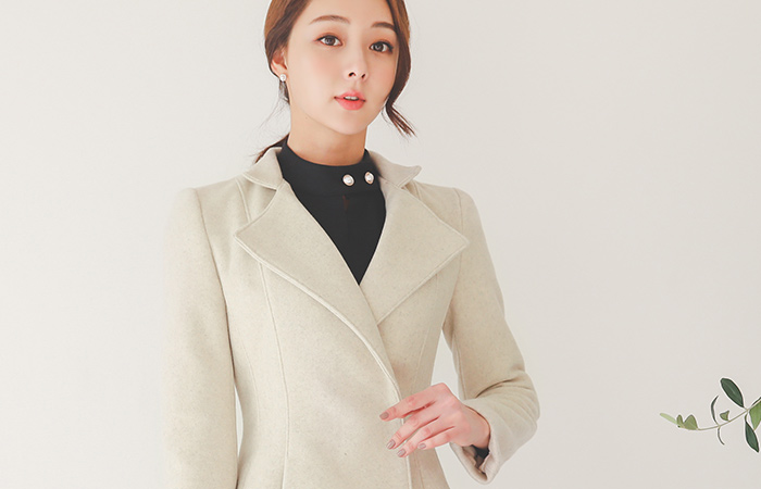 Pinch Aline Flare Wool Coat