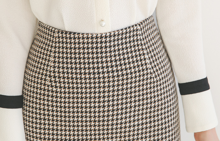 Hound Check Flare Wool Skirt